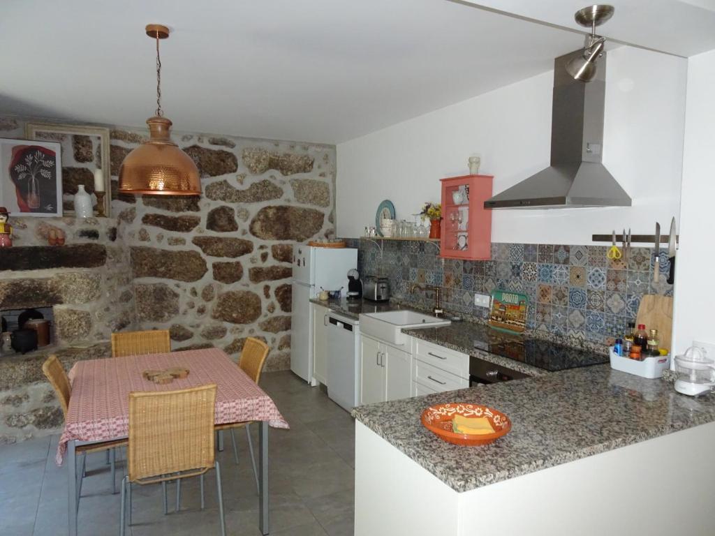 特拉什杜博鲁A Casa Com 2 Pereiras住宿加早餐旅馆 外观 照片